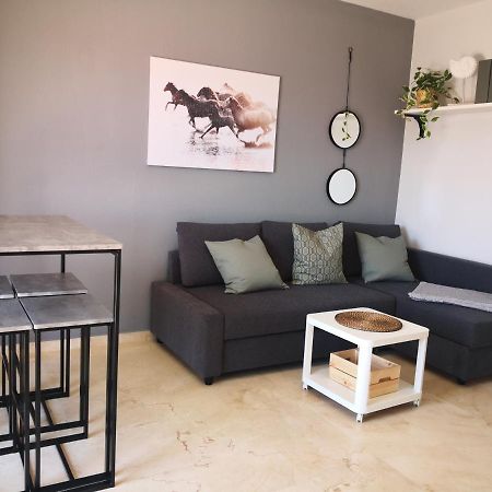 Marina De Casares Suites San Luis de Sabinillas Exteriér fotografie