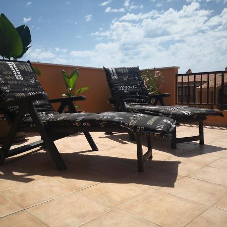 Marina De Casares Suites San Luis de Sabinillas Exteriér fotografie